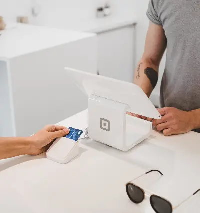 negocio local atrayendo clientes gracias al seo local